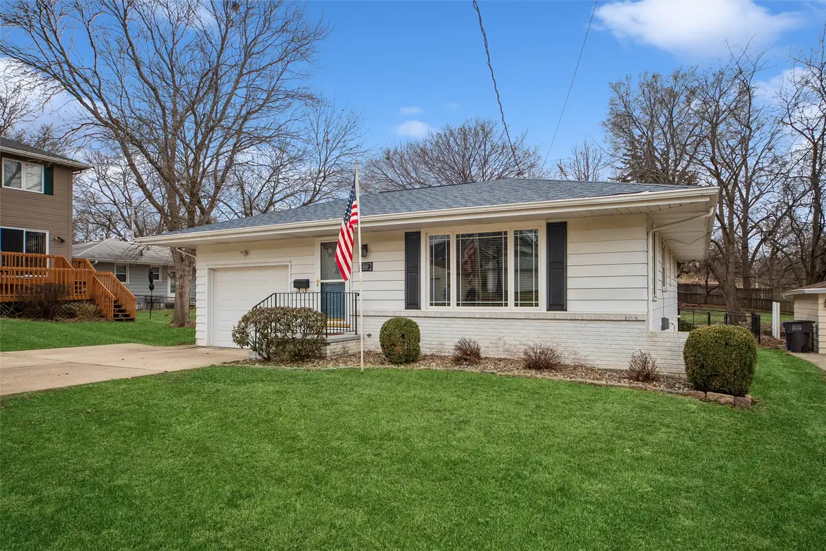 4110 Leonard Place, Des Moines, IA 50310 - #1
