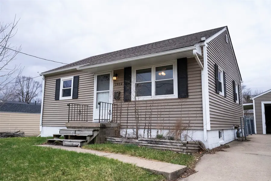 1912 59th Street, Des Moines, IA 50322 - #2