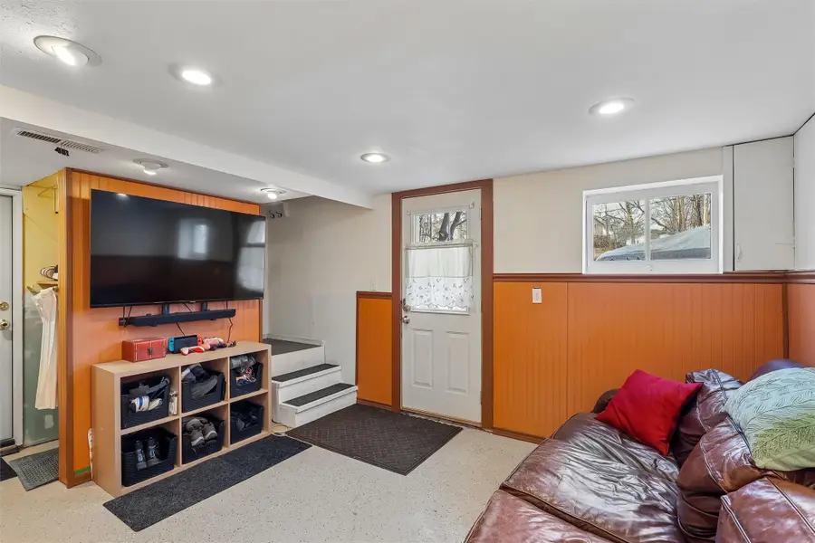 1445 Forestdale Drive, Des Moines, IA 50311 - #3