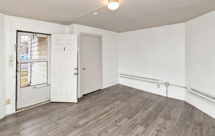 1325 6th Avenue, Des Moines, IA 50314 - #2