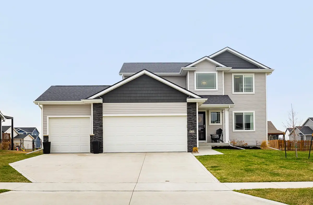 410 Westwood Drive, Huxley, IA 50124 - #1