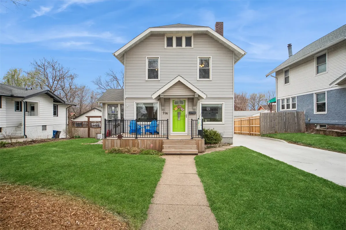714 31st Street, Des Moines, IA 50312 - #1