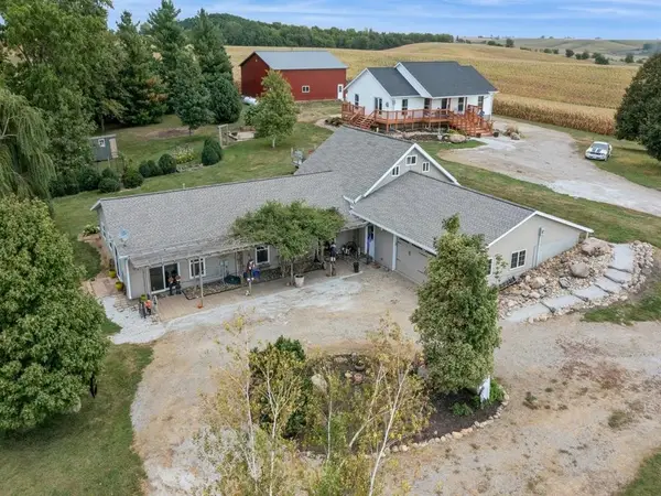 7812 & 7824 N 67th Avenue E, Kellogg, IA 50135