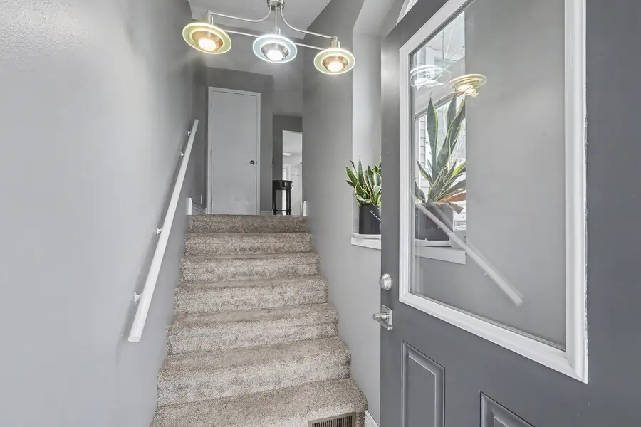 1312 N Prairie Street, Pella, IA 50219 - #2