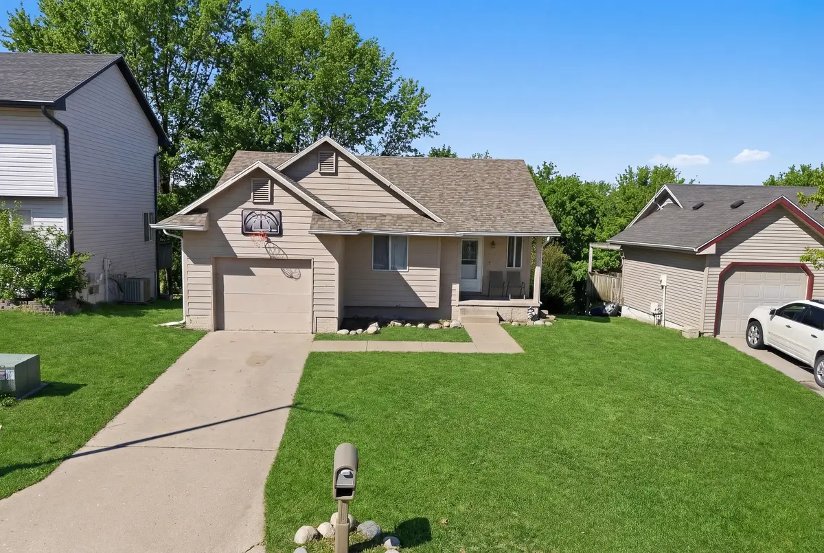 2510 SE 18th Street, Des Moines, IA 50320 - #1