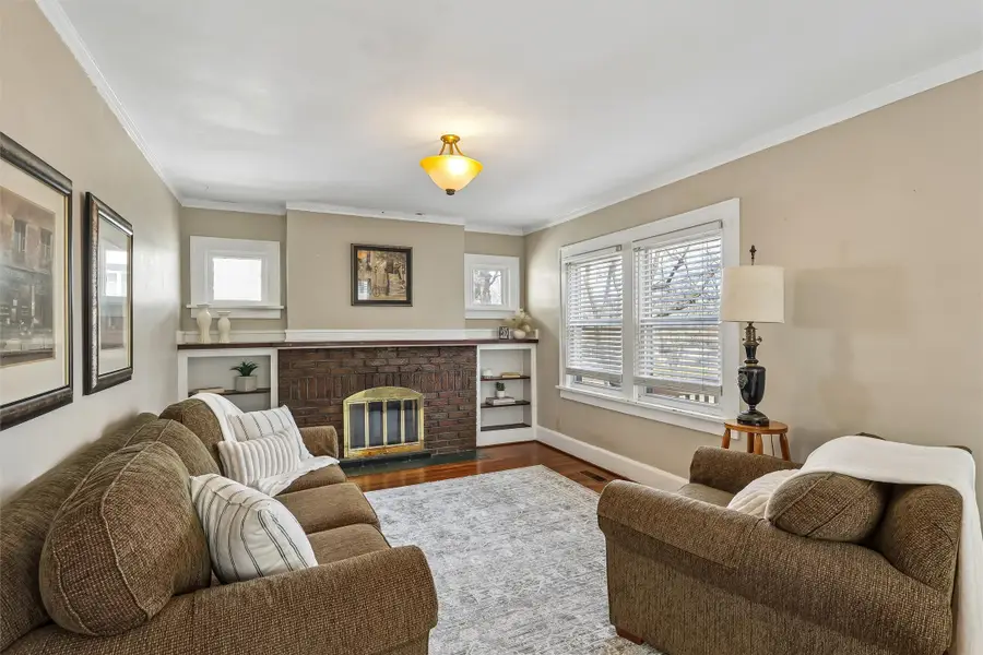 1534 30th Street, Des Moines, IA 50311 - #3