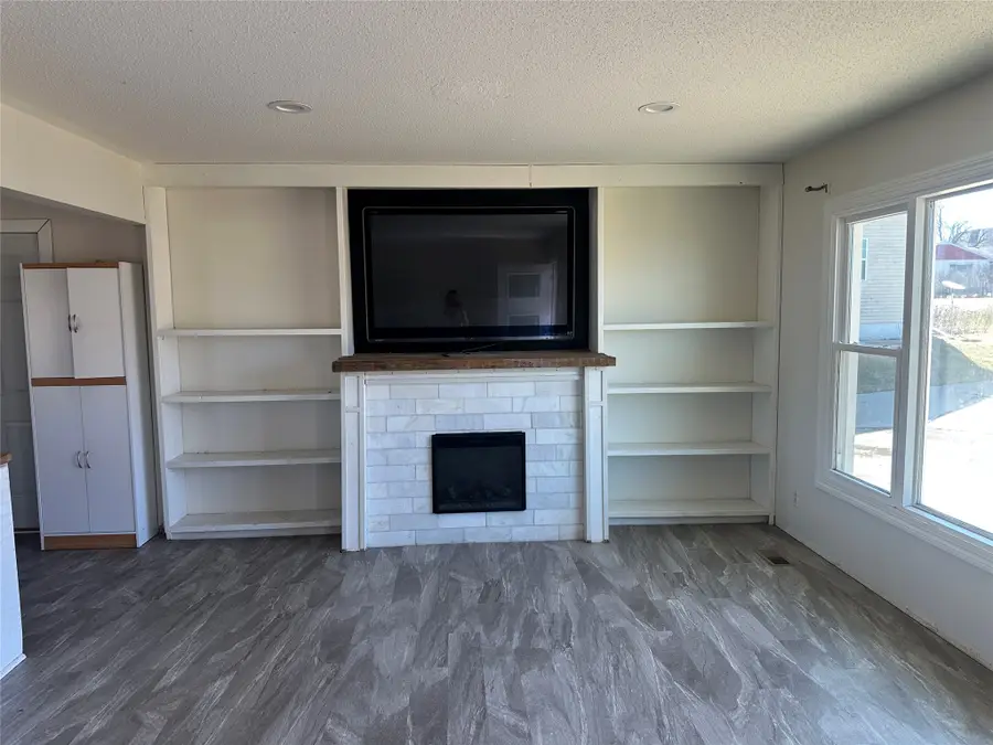 418 East Street, Gladbrook, IA 50635 - #2