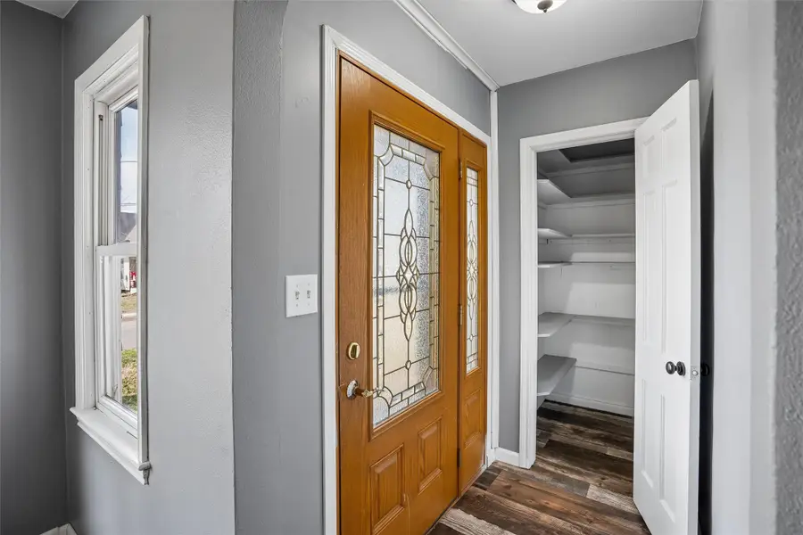 415 College Hill Avenue, Oskaloosa, IA 52577 - #2