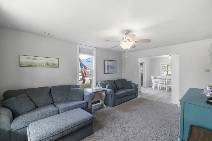 901 E Buchanan Street, Winterset, IA 50273 - #2