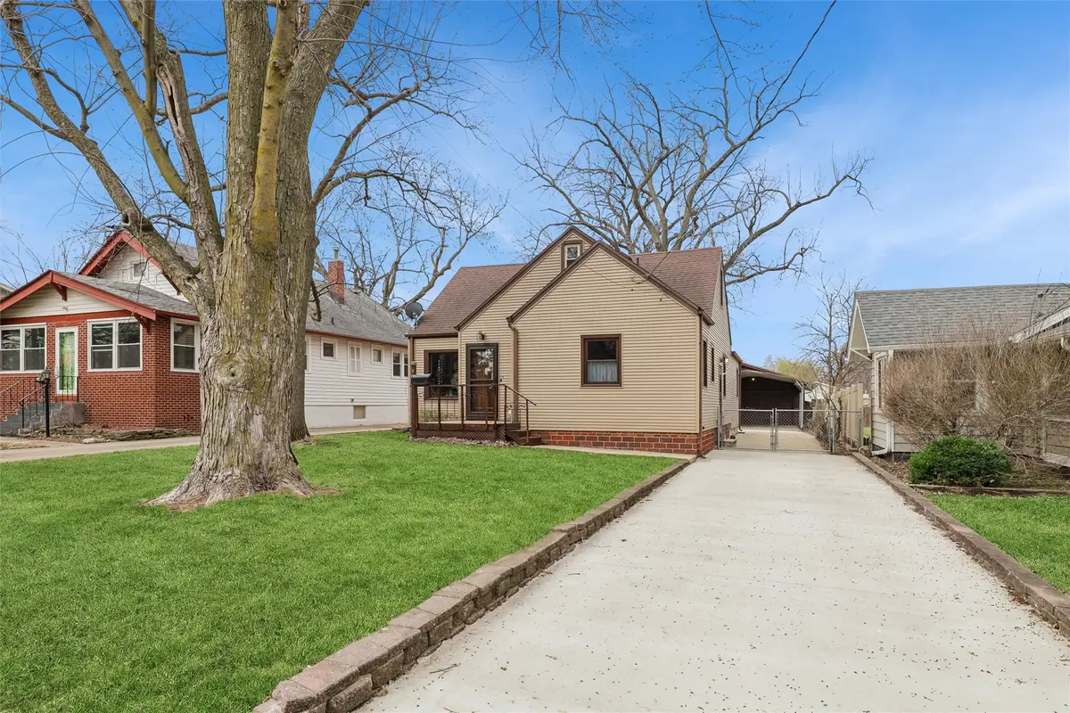 2816 50th Street, Des Moines, IA 50310 - #1