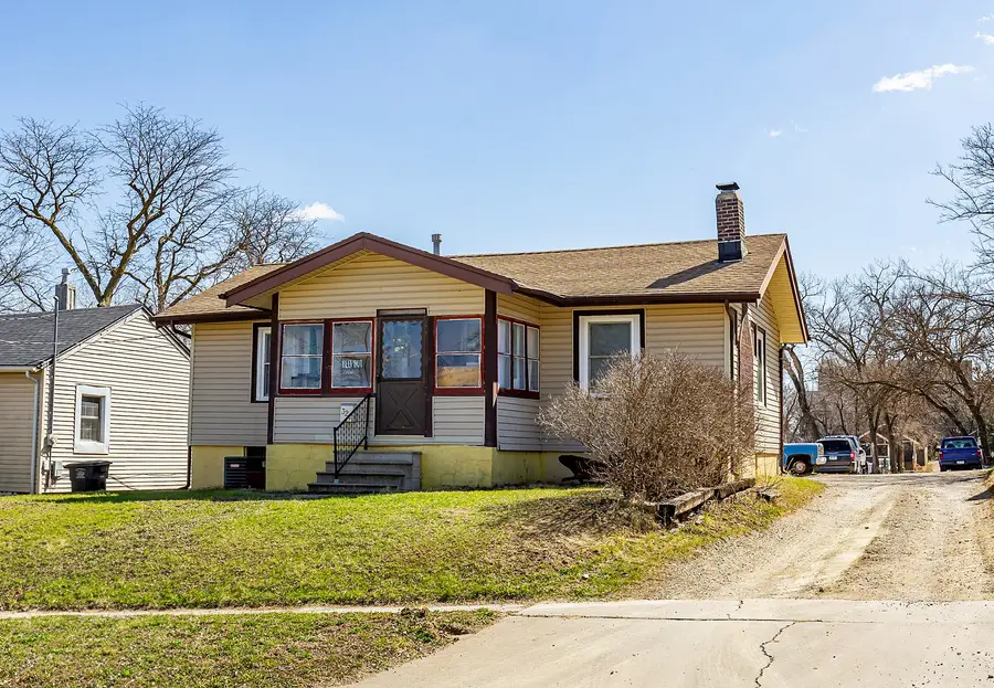 328 Forest Avenue, Des Moines, IA 50314 - #2