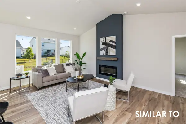 710 NE Crossing Oaks Drive, Ankeny, IA 50021