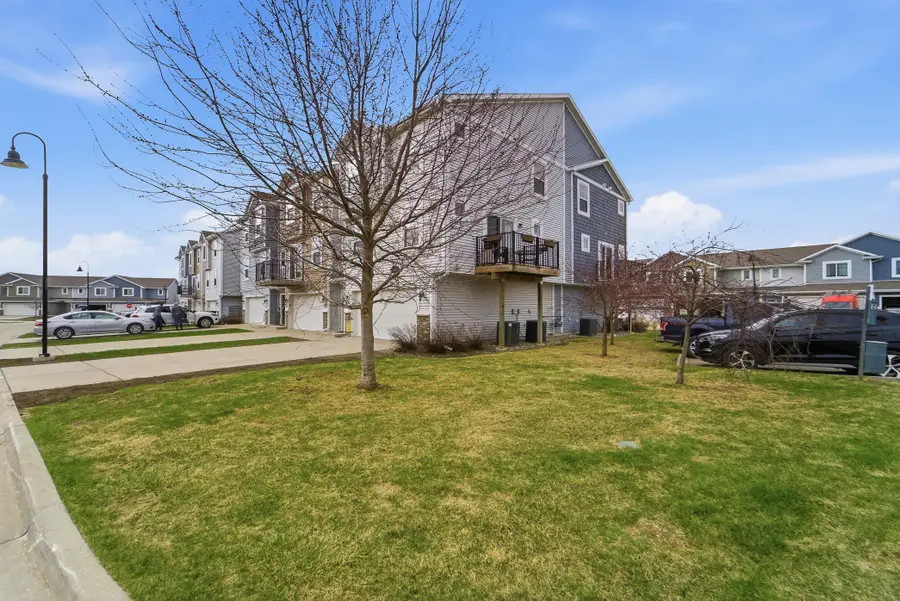 235 Burr Oak Court, Norwalk, IA 50211 - #2