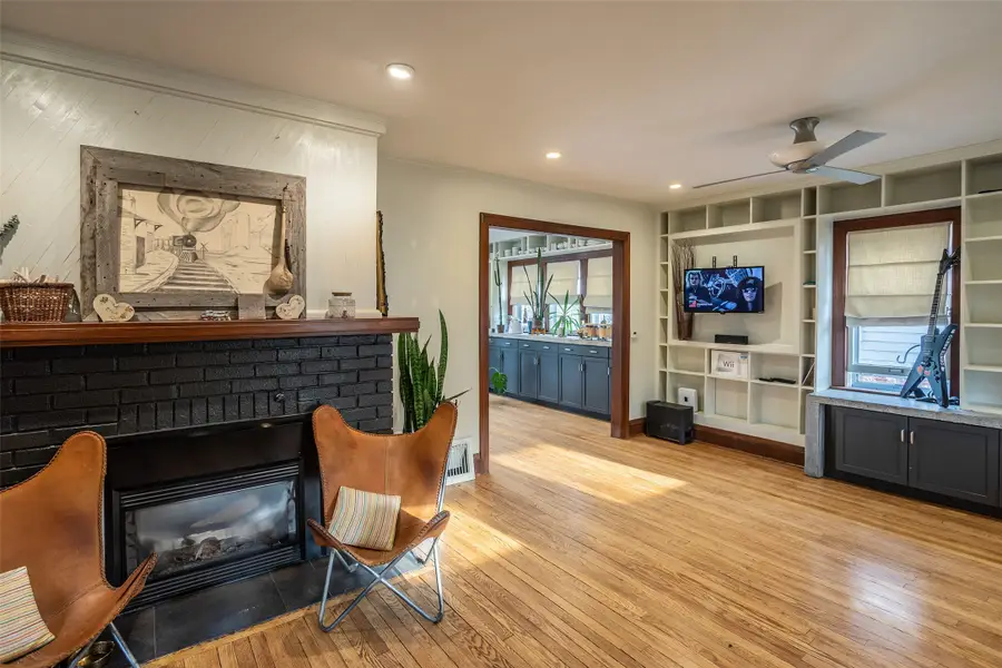 1135 46th Street, Des Moines, IA 50311 - #3