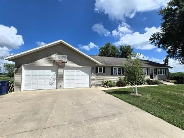 1308 South Street, La Porte City, IA 50651 - #2