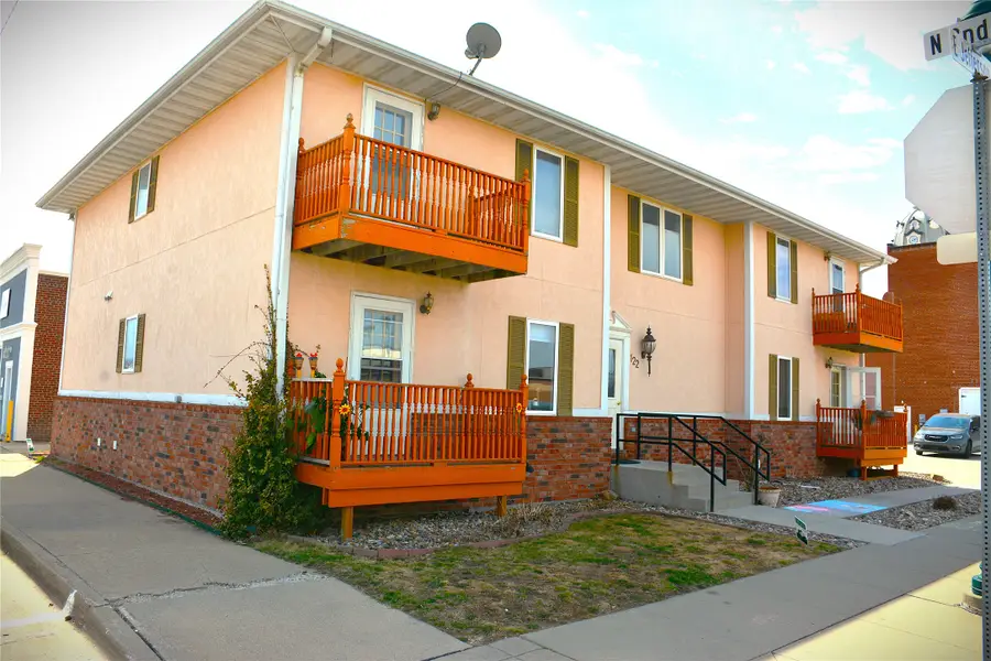 122 E Jefferson Street #1, Winterset, IA 50273 - #3