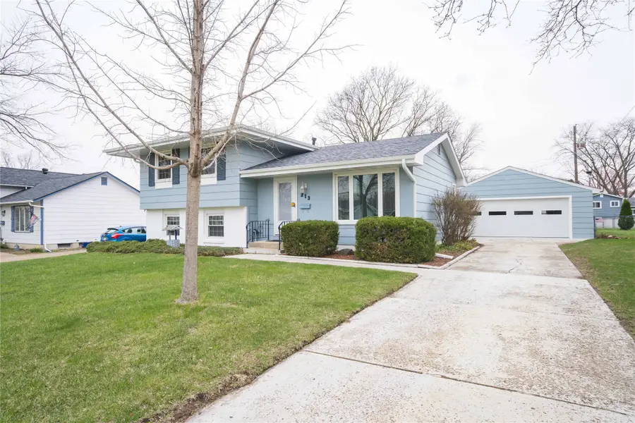 213 NE Crestmoor Place, Ankeny, IA 50021 - #2