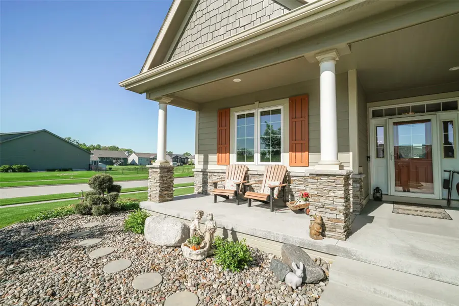 3232 13th Avenue Se, Altoona, IA 50009 - #2