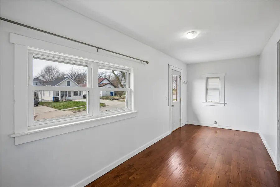 3109 4th Street, Des Moines, IA 50313 - #3