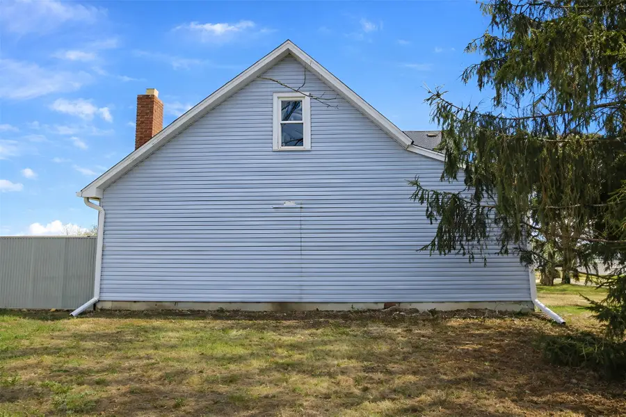 5016 Highway 92, Prole, IA 50229 - #3