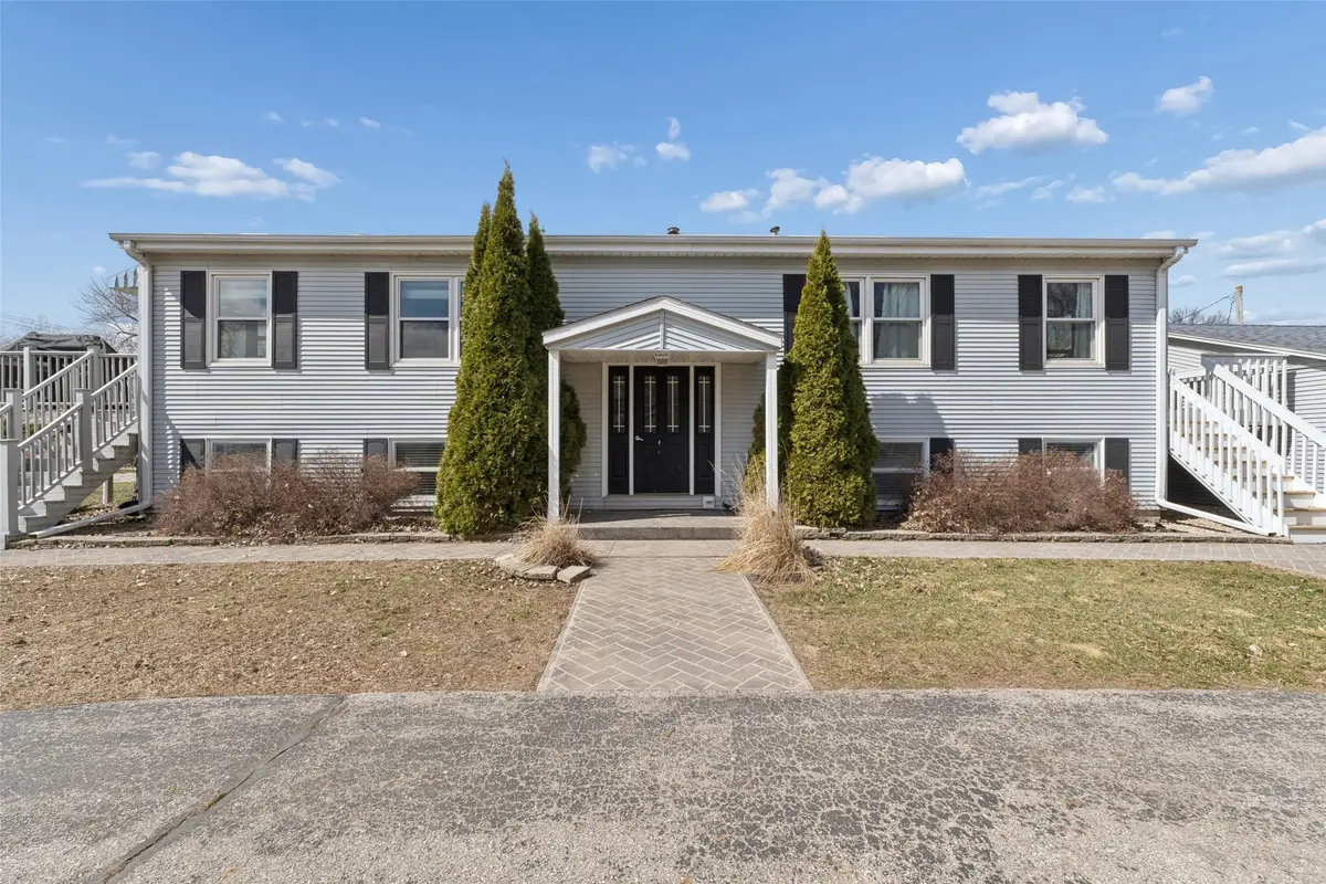 2 Country Lane #1, Mason City, IA 50401 - #1