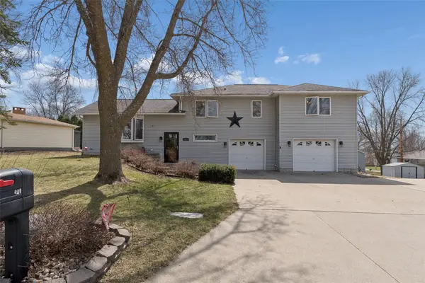 201 Fairway Drive, Clear Lake, IA 50401