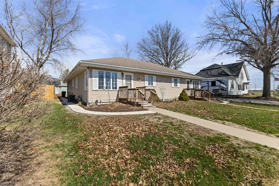 202 E South Street, Prairie City, IA 50228 - #2
