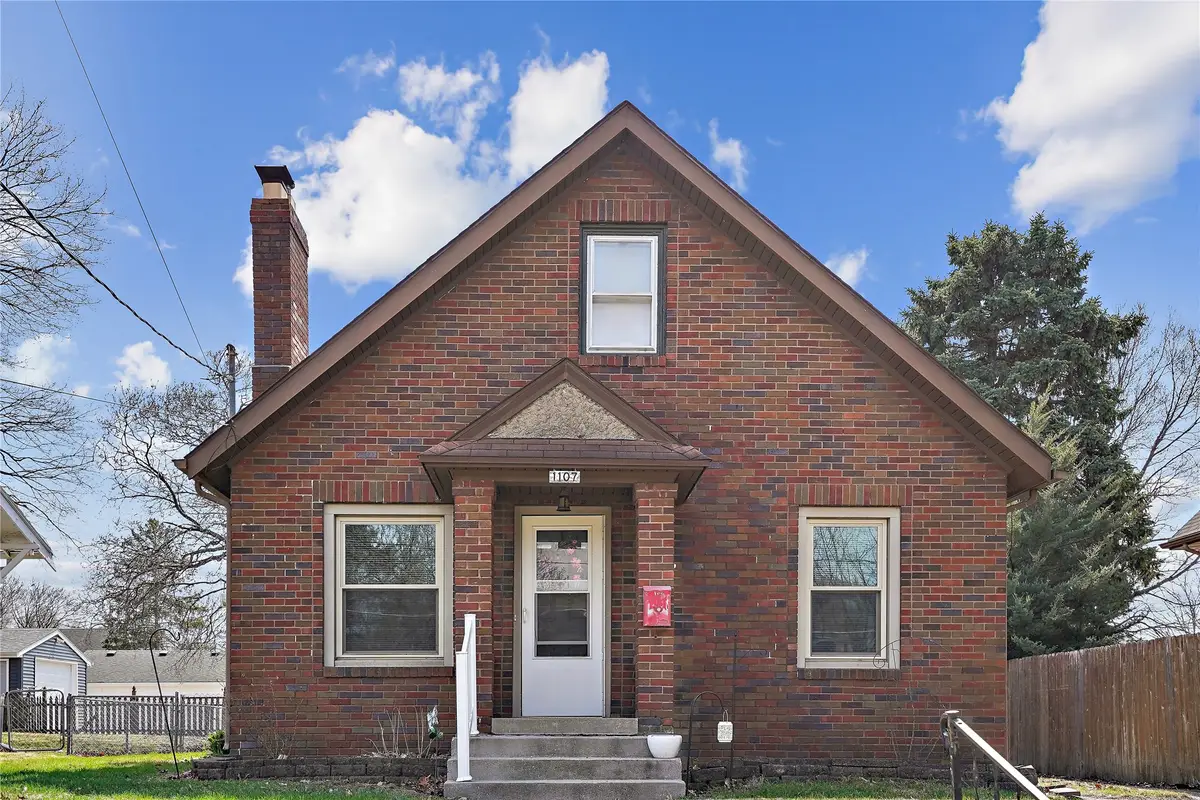 1107 Morton Avenue, Des Moines, IA 50316 - #1