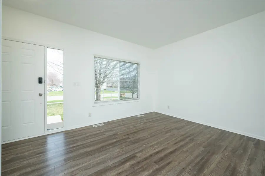 350 SE Westgate Drive, Waukee, IA 50263 - #2