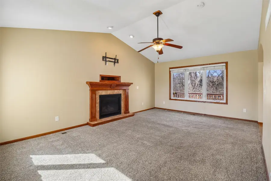 1007 N O Street, Indianola, IA 50125 - #3