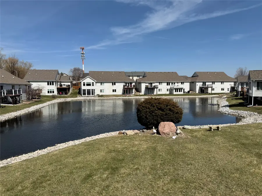 727 SE Ponds Edge Circle, Ankeny, IA 50021 - #3