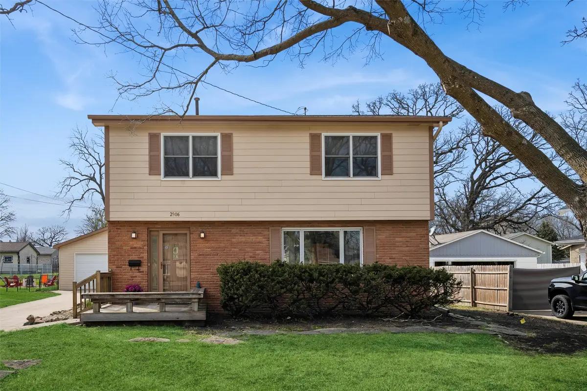 2906 39th Street, Des Moines, IA 50310 - #1
