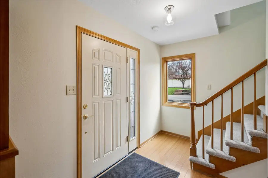 2906 39th Street, Des Moines, IA 50310 - #3