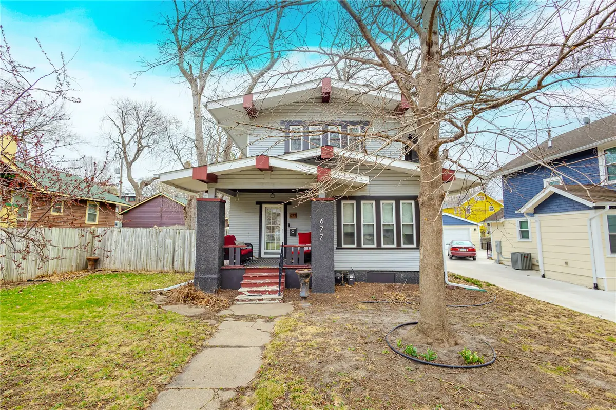 677 33rd Street, Des Moines, IA 50312 - #1