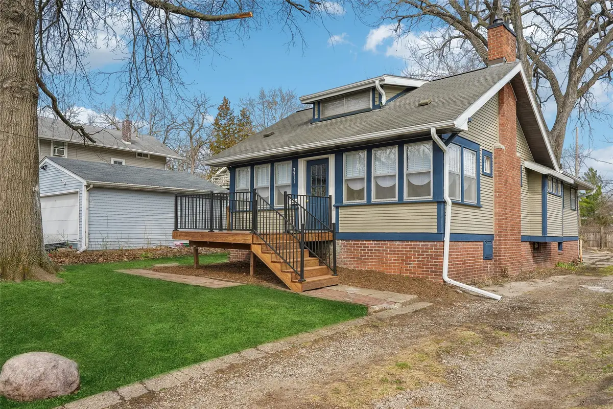 3311 Pleasant Street, Des Moines, IA 50312 - #1