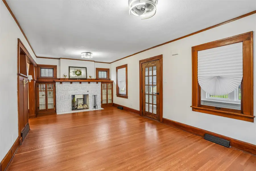 3311 Pleasant Street, Des Moines, IA 50312 - #3