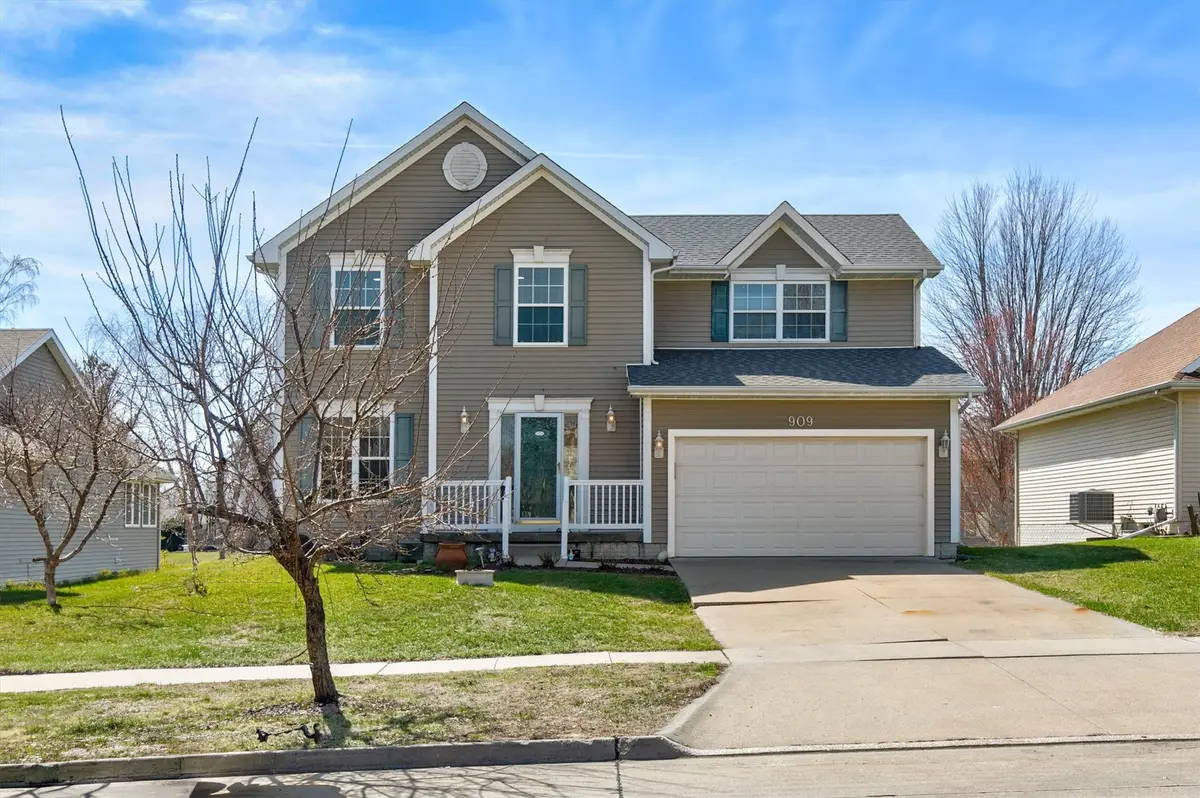 909 SE 5th Street, Ankeny, IA 50021 - #1