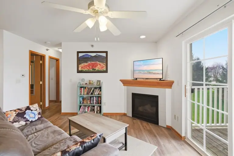 651 SE Dovetail Road #7, Grimes, IA 50111 - #2