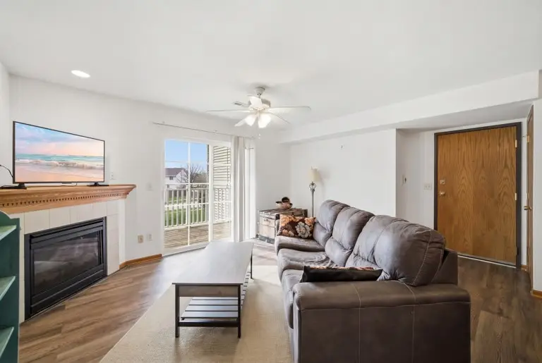 651 SE Dovetail Road #7, Grimes, IA 50111 - #3