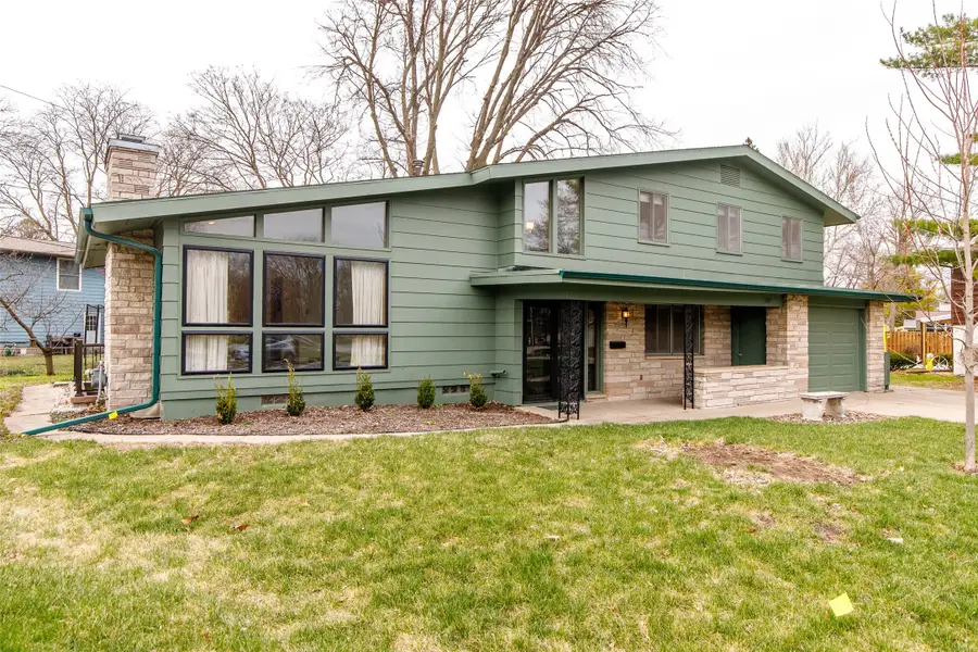 107 Hunziker Circle, Ames, IA 50010 - #2