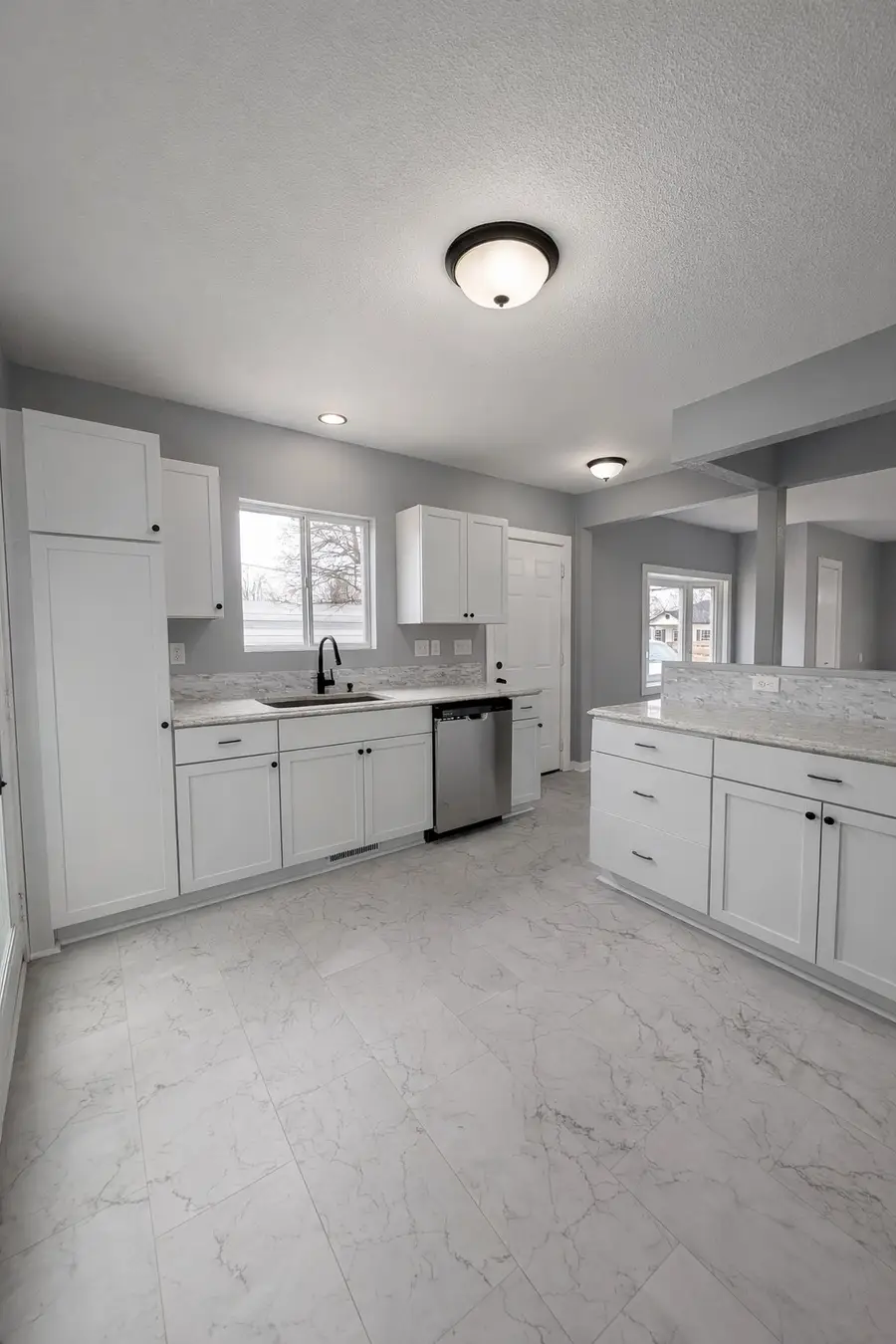 2432 Maple Street, Des Moines, IA 50317 - #3