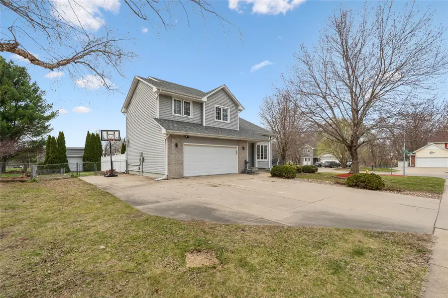 4400 SE 35th Street, Des Moines, IA 50320 - #3