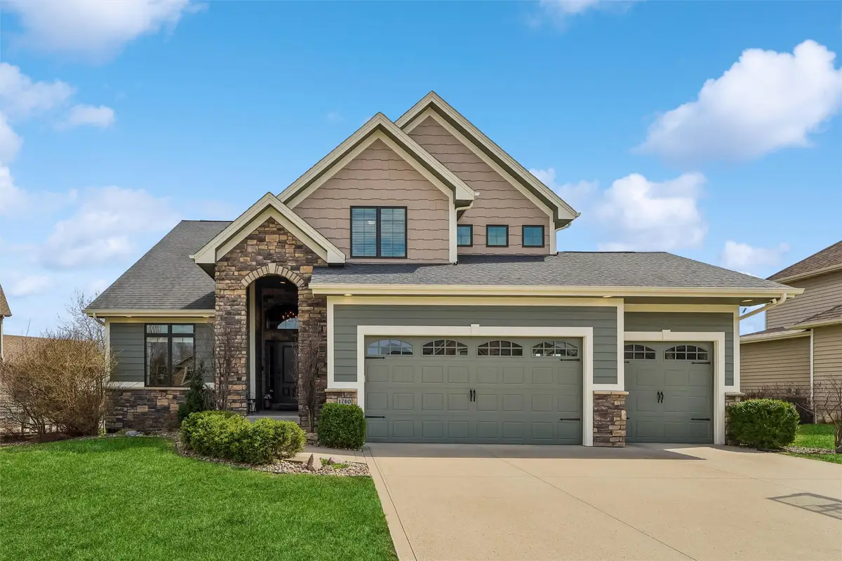 1740 SE Hawthorne Ridge Drive, Waukee, IA 50263 - #1