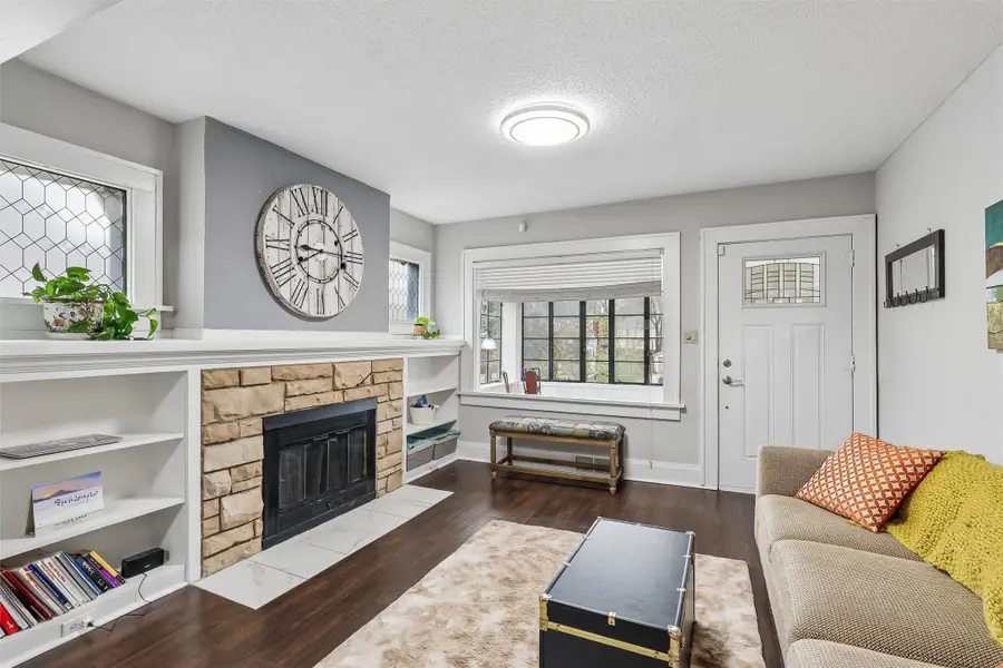 740 34th Street, Des Moines, IA 50312 - #3