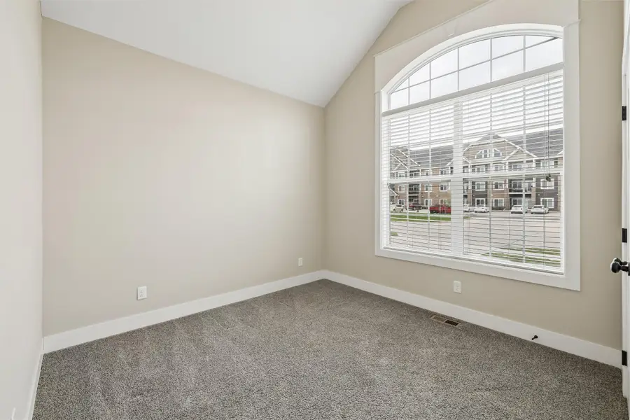 14319 Holcomb Avenue, Urbandale, IA 50323 - #3