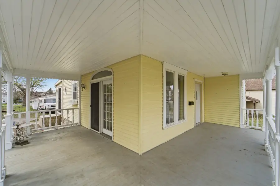 524 N 3rd Street, Marshalltown, IA 50158 - #2