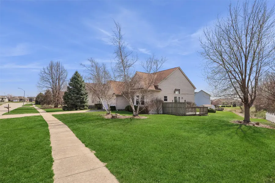 7602 Cody Drive, West Des Moines, IA 50266 - #2