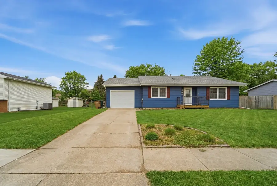 708 11th Avenue Nw, Altoona, IA 50009 - #3