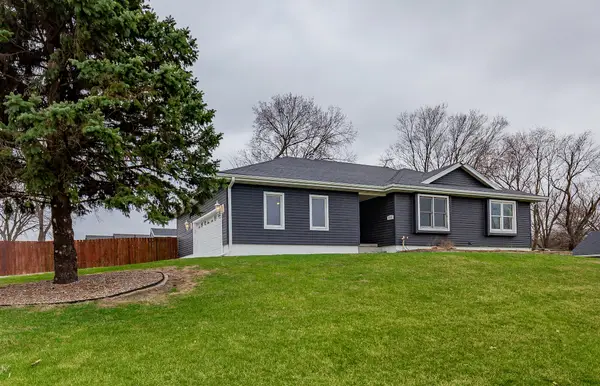 1515 S 5th Street, Carlisle, IA 50047
