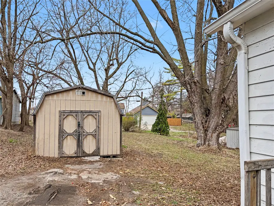 1350 E 9th Street, Des Moines, IA 50316 - #3